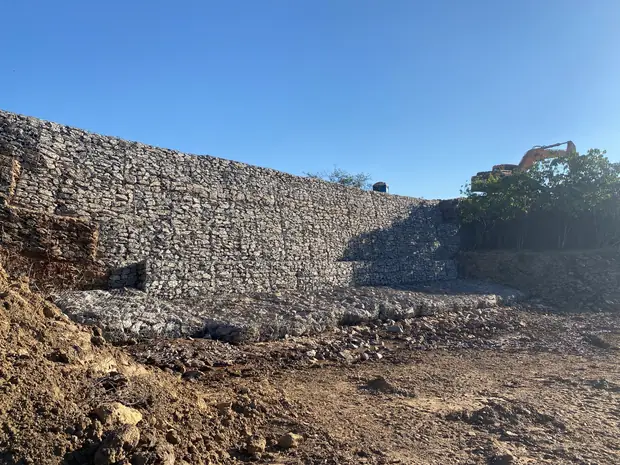 Contenção em gabião — obra executada pela Soleeng